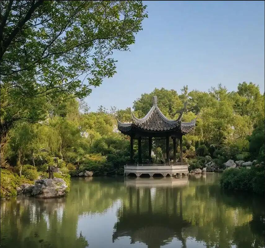 福建疯子餐饮有限公司